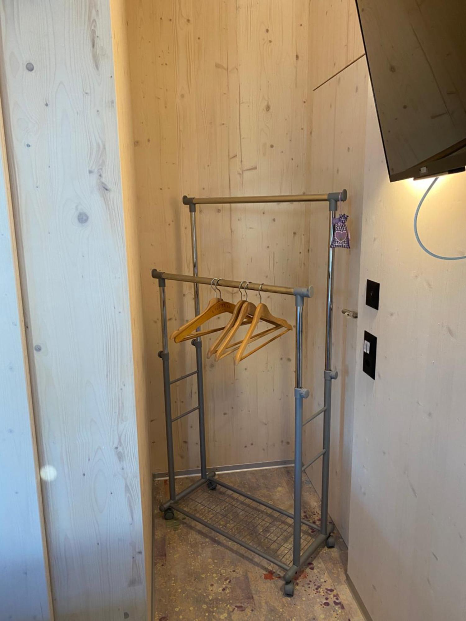 Auf Wolke 7 - Gaeste-Studio Im Mini House In Ch-4556 Aeschi So Esterno foto